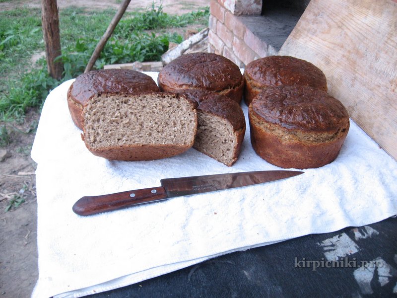 Как печь хлеб в дровяной печи - Rosso Forni